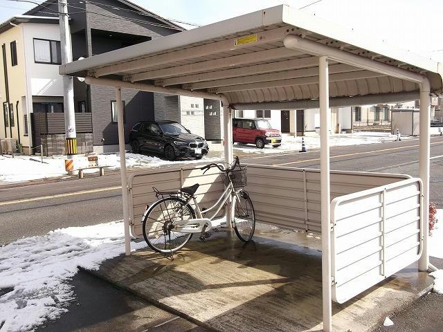 ルーム・サティー - Room 202