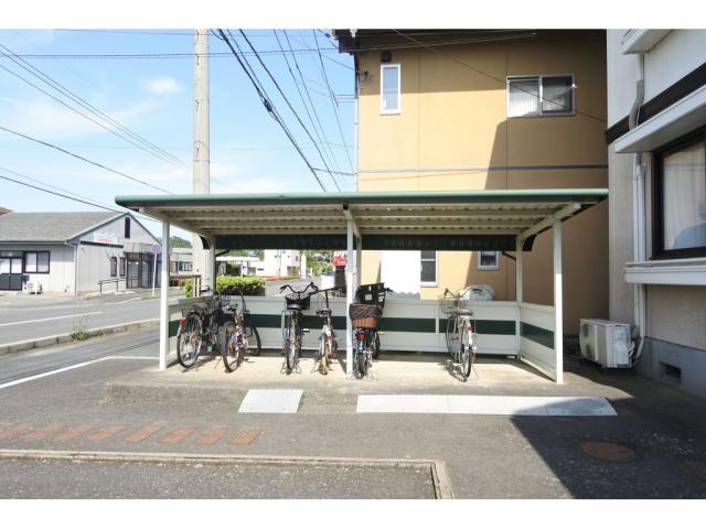 カーサプリメーラ - Room 202