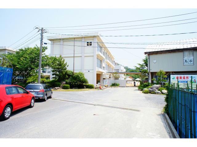 鳥取市立浜坂小学校825m